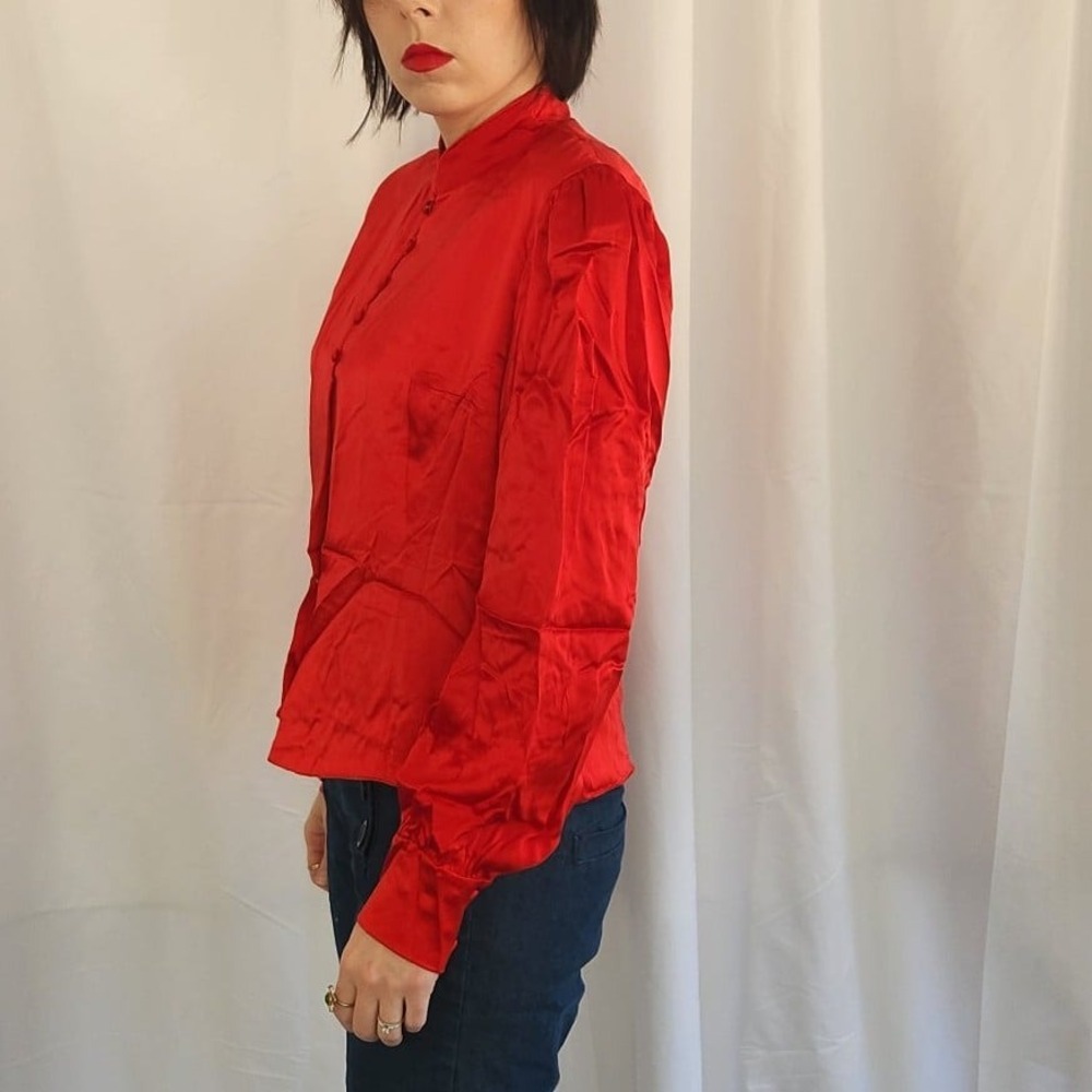 80s Does 40s (or potentially 40s) Red Satin Blouse - Picture 2 of 5
